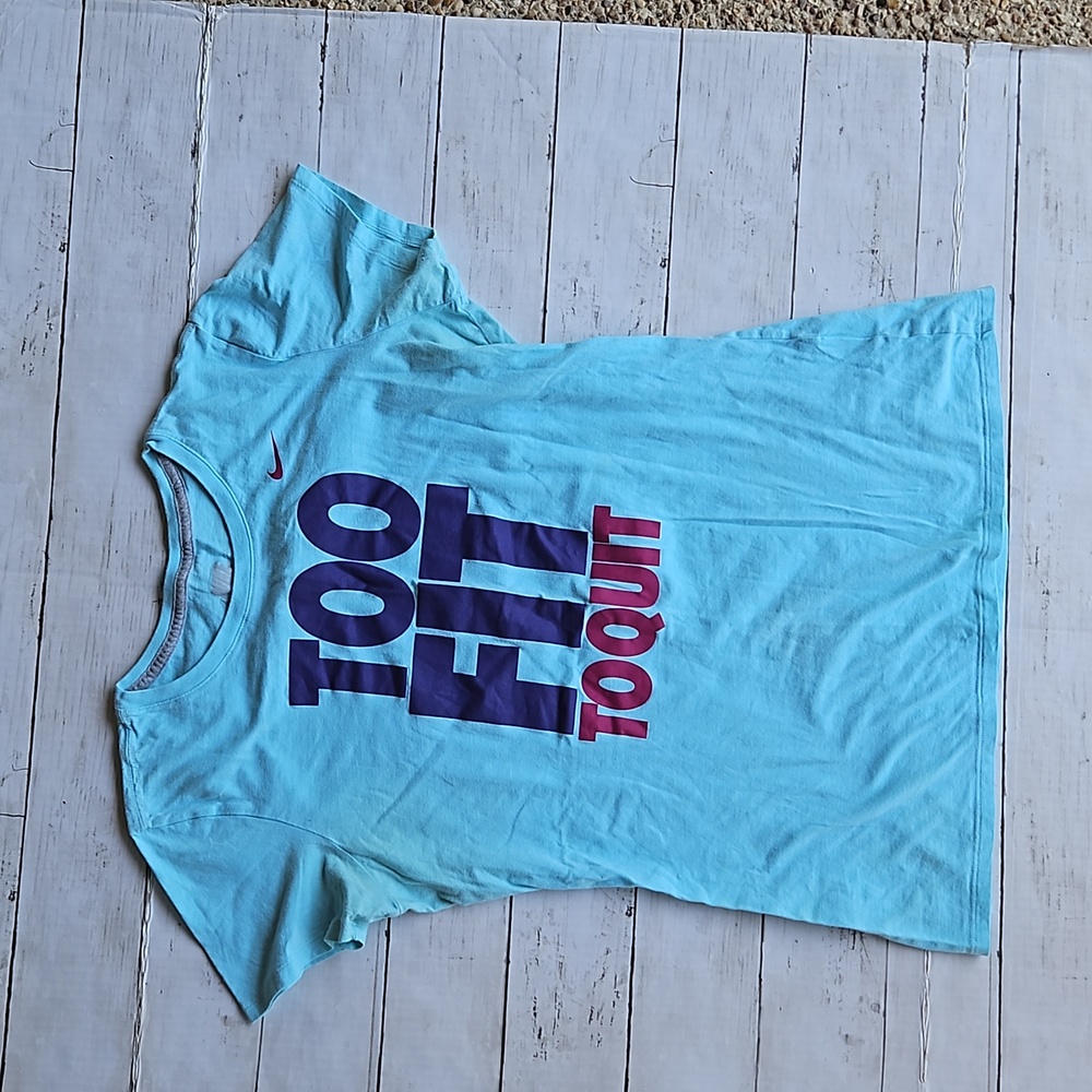 Nike Too Fit‎ To Quit Tee